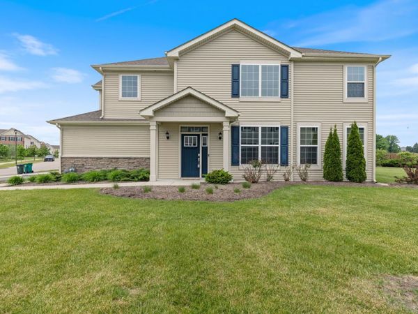 2001 Stuttle Road, Batavia, IL 60510