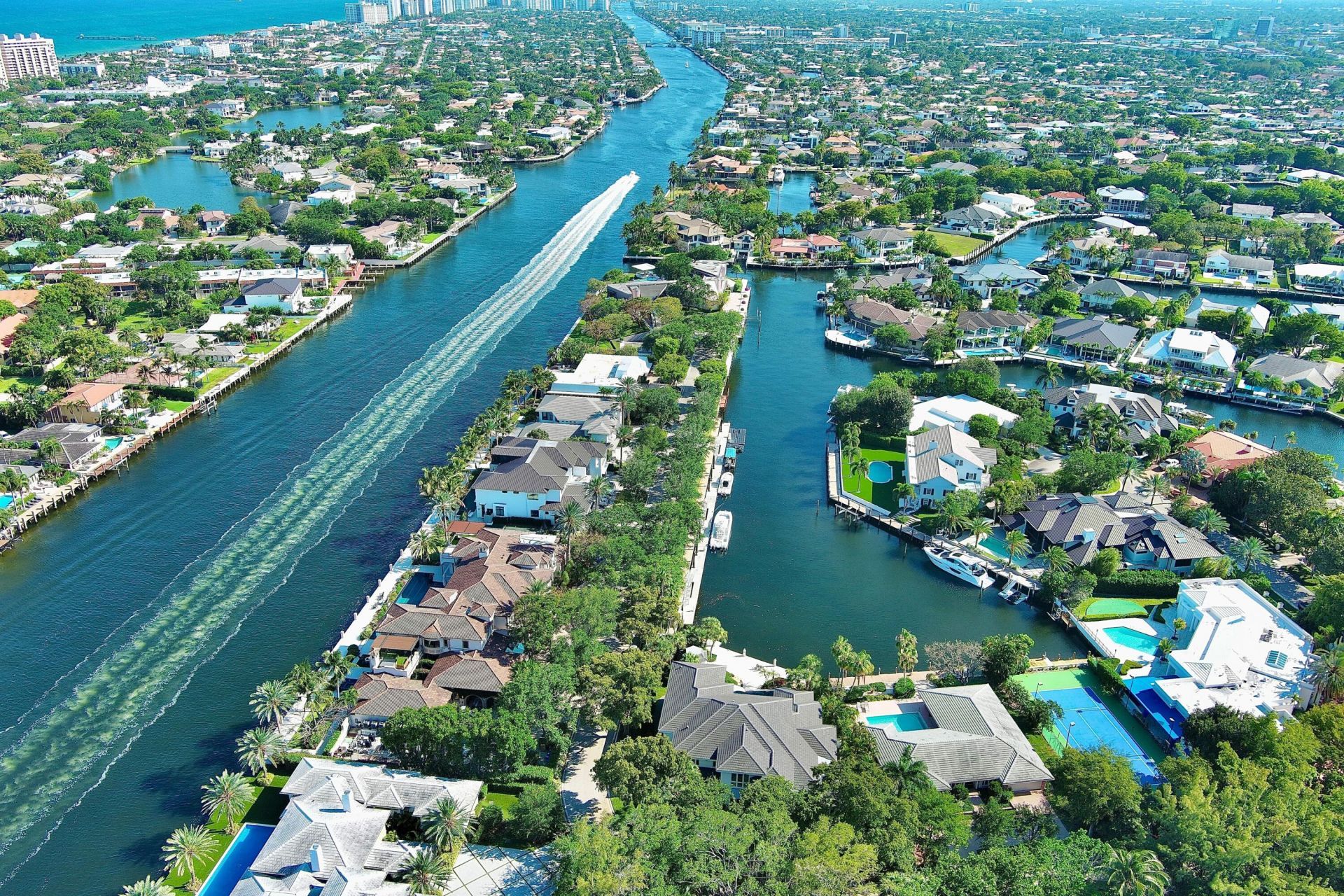 6447 Bay Club Drive, Unit 2, Fort Lauderdale, FL 33308 Photo