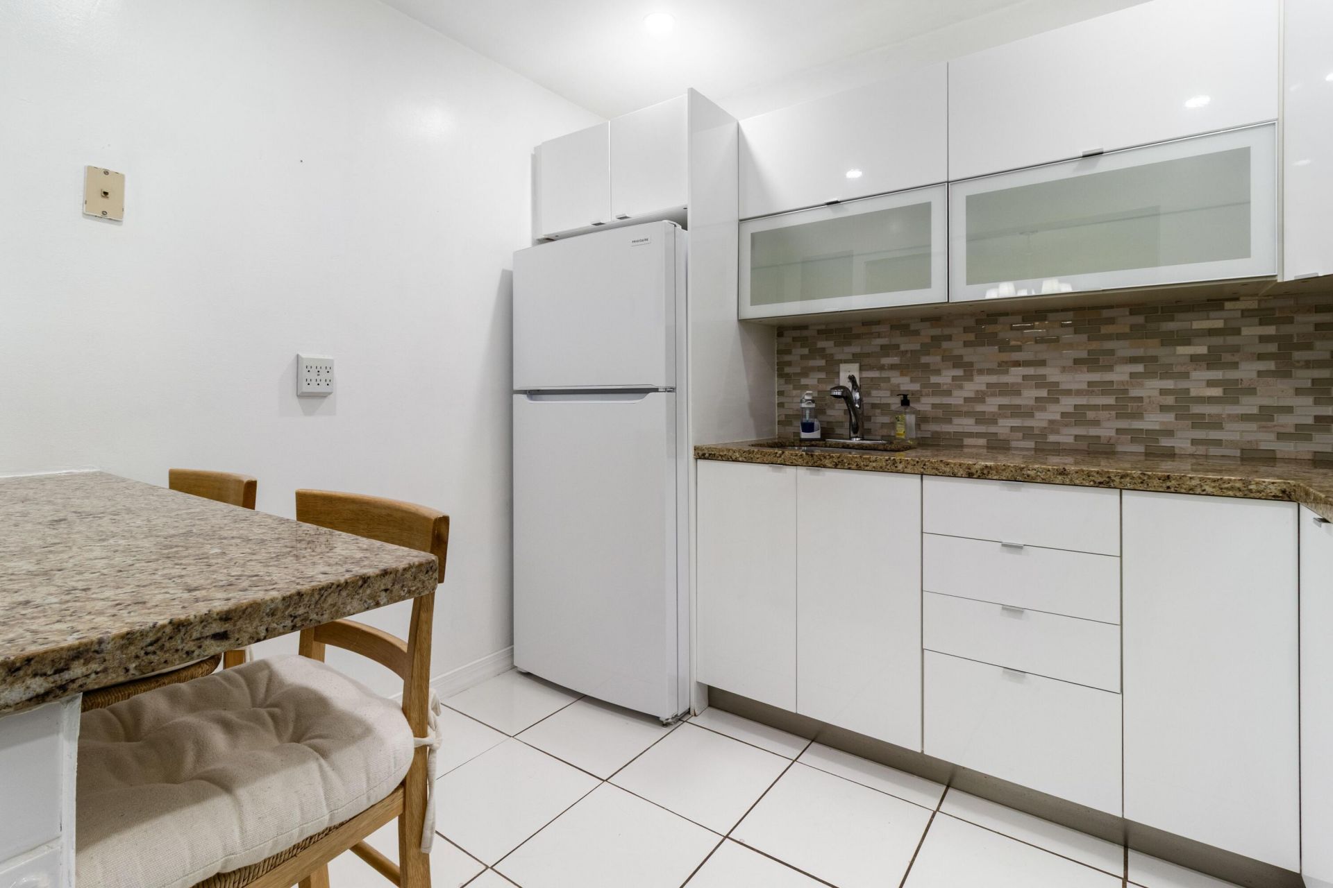 6447 Bay Club Drive, Unit 2, Fort Lauderdale, FL 33308 Photo