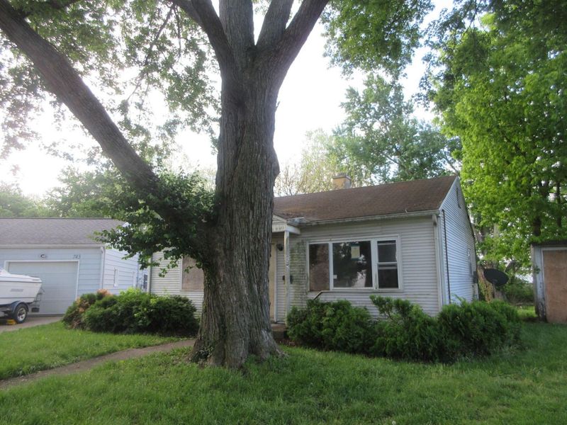 745 Cherokee Drive , Lancaster, OH 43130 Photo 3