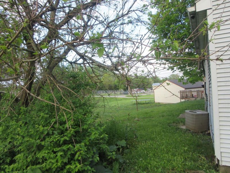 745 Cherokee Drive , Lancaster, OH 43130 Photo 7