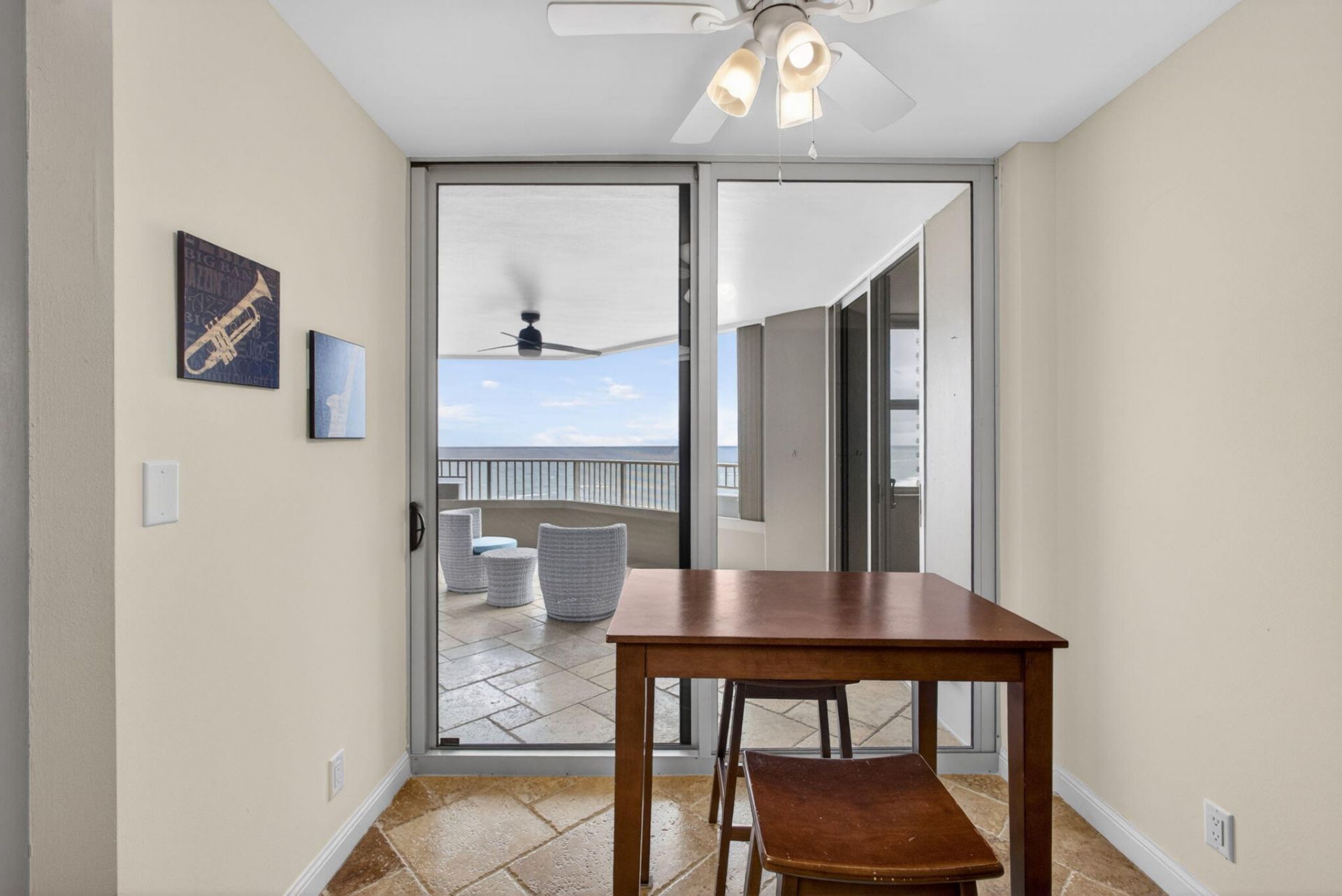5200 N Ocean Drive, Unit 1004, Singer Island, FL 33404 Photo