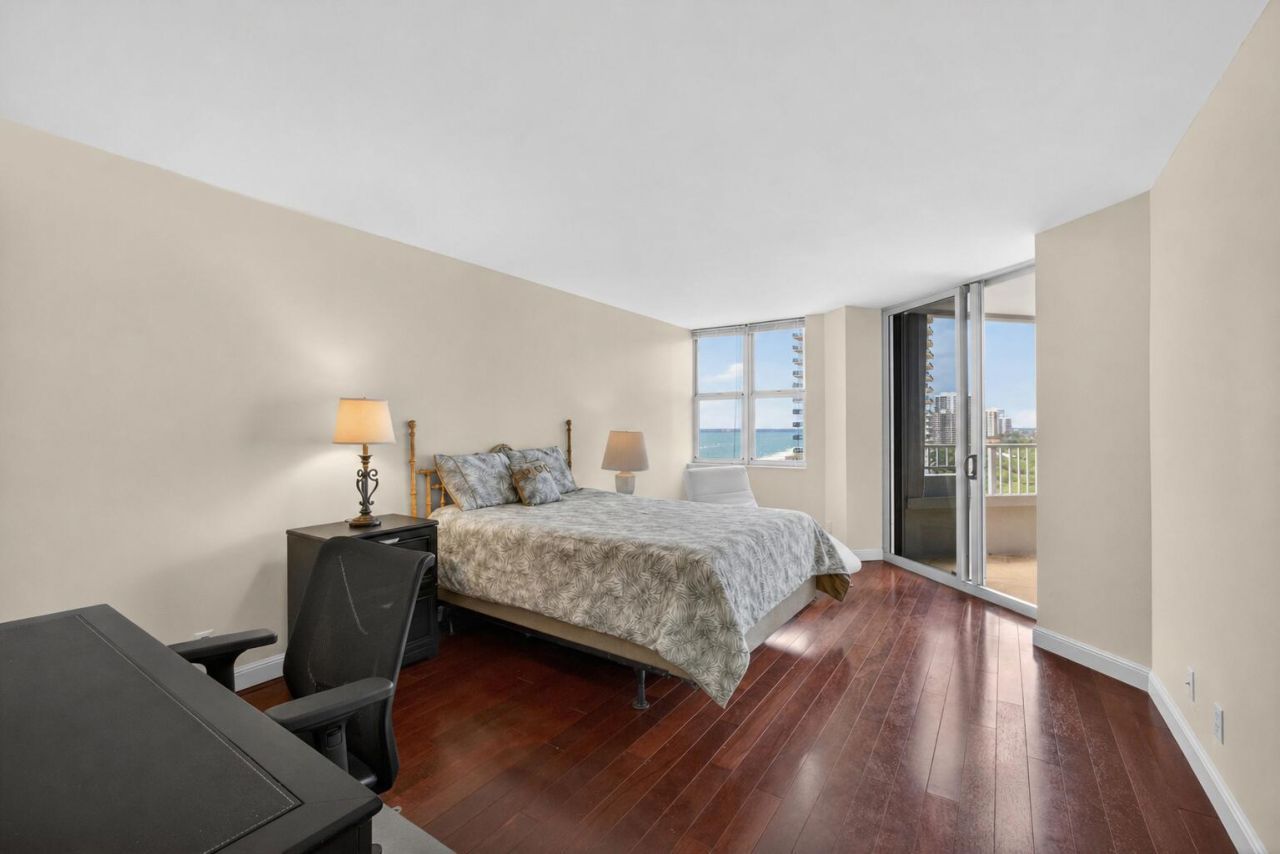 5200 N Ocean Drive, Unit 1004, Singer Island, FL 33404 Photo