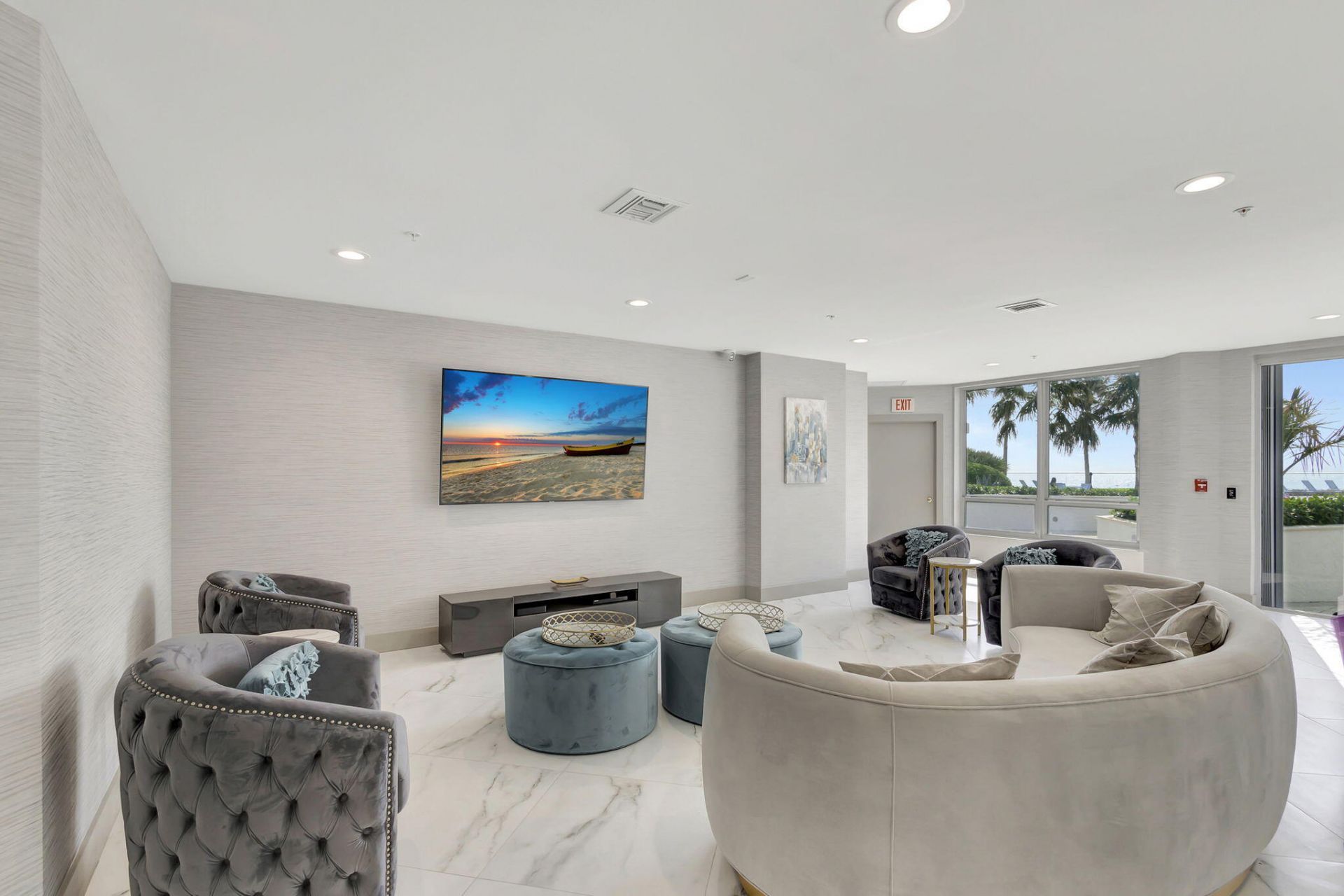 5200 N Ocean Drive, Unit 1004, Singer Island, FL 33404 Photo