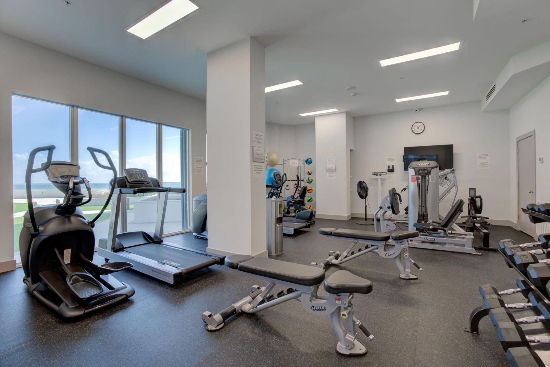 5200 N Ocean Drive, Unit 1004, Singer Island, FL 33404 Photo