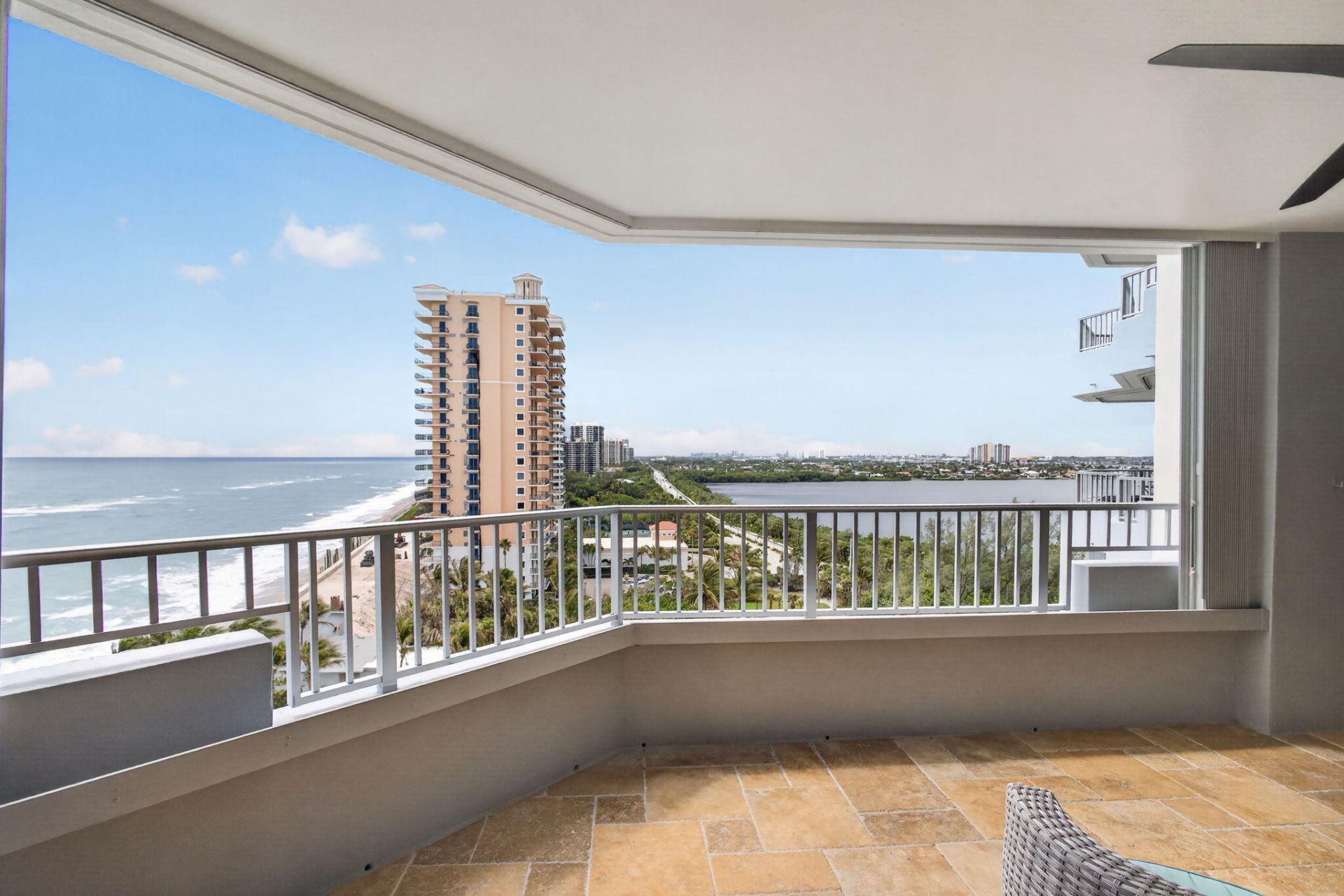 5200 N Ocean Drive, Unit 1004, Singer Island, FL 33404 Photo