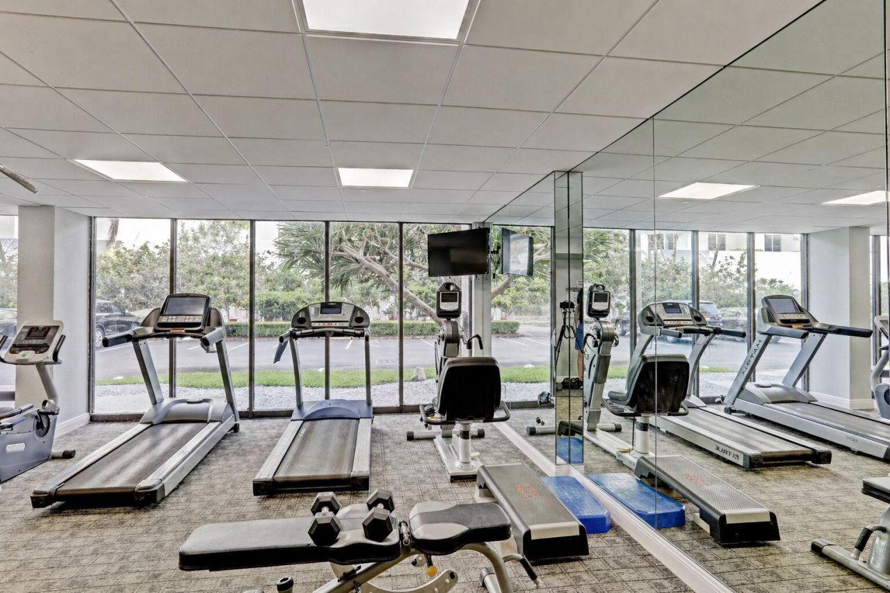4200 N Ocean, Unit 2-1706, Singer Island, FL 33404 Photo