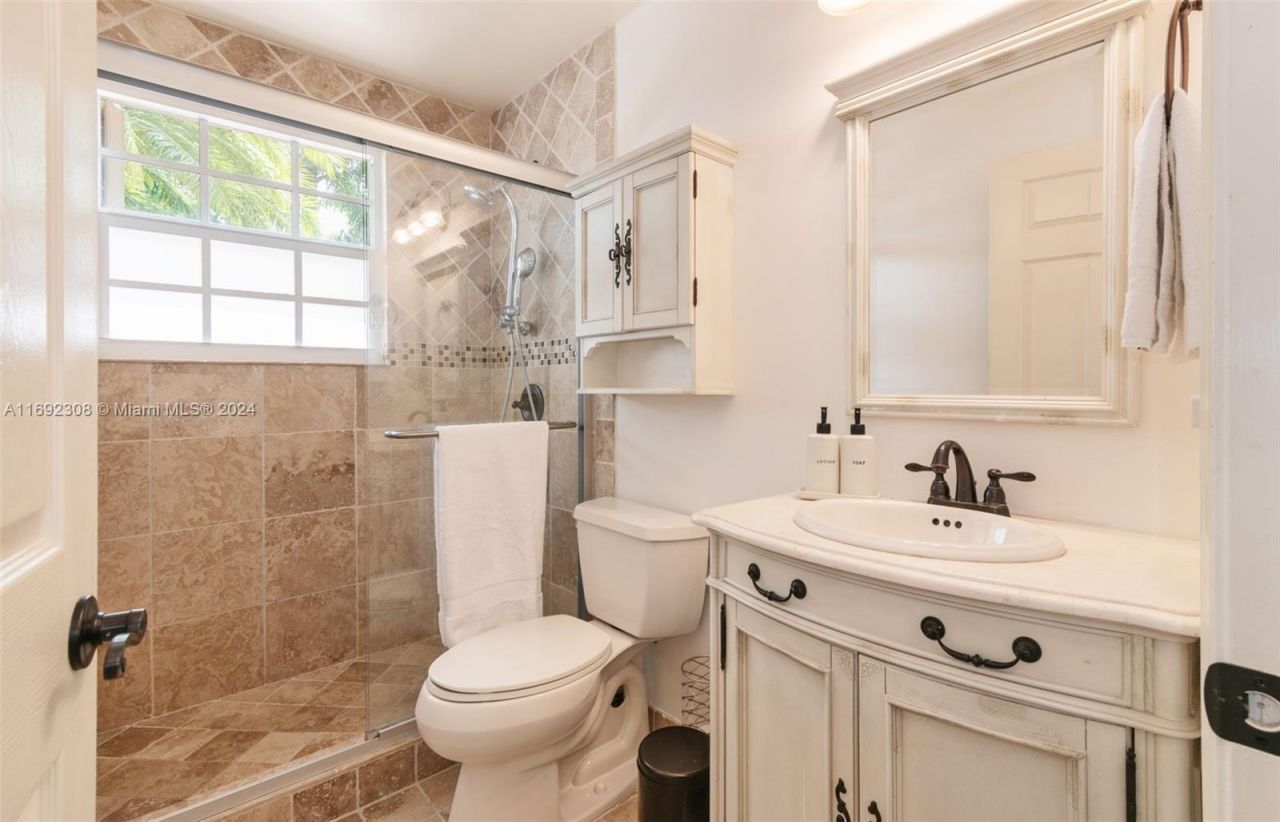 17832 NW 15th Ct, Pembroke Pines, FL 33029 Photo