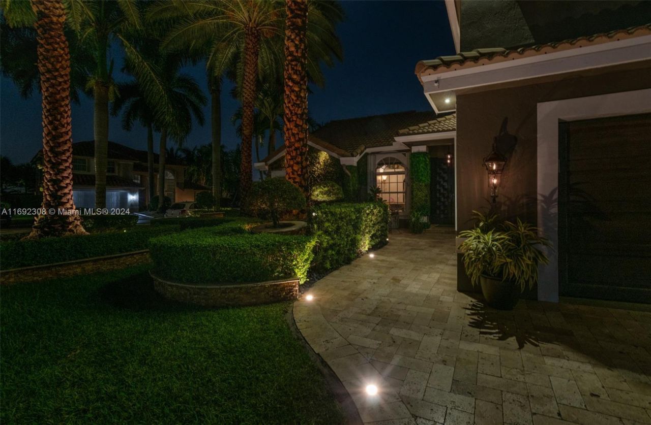 17832 NW 15th Ct, Pembroke Pines, FL 33029 Photo