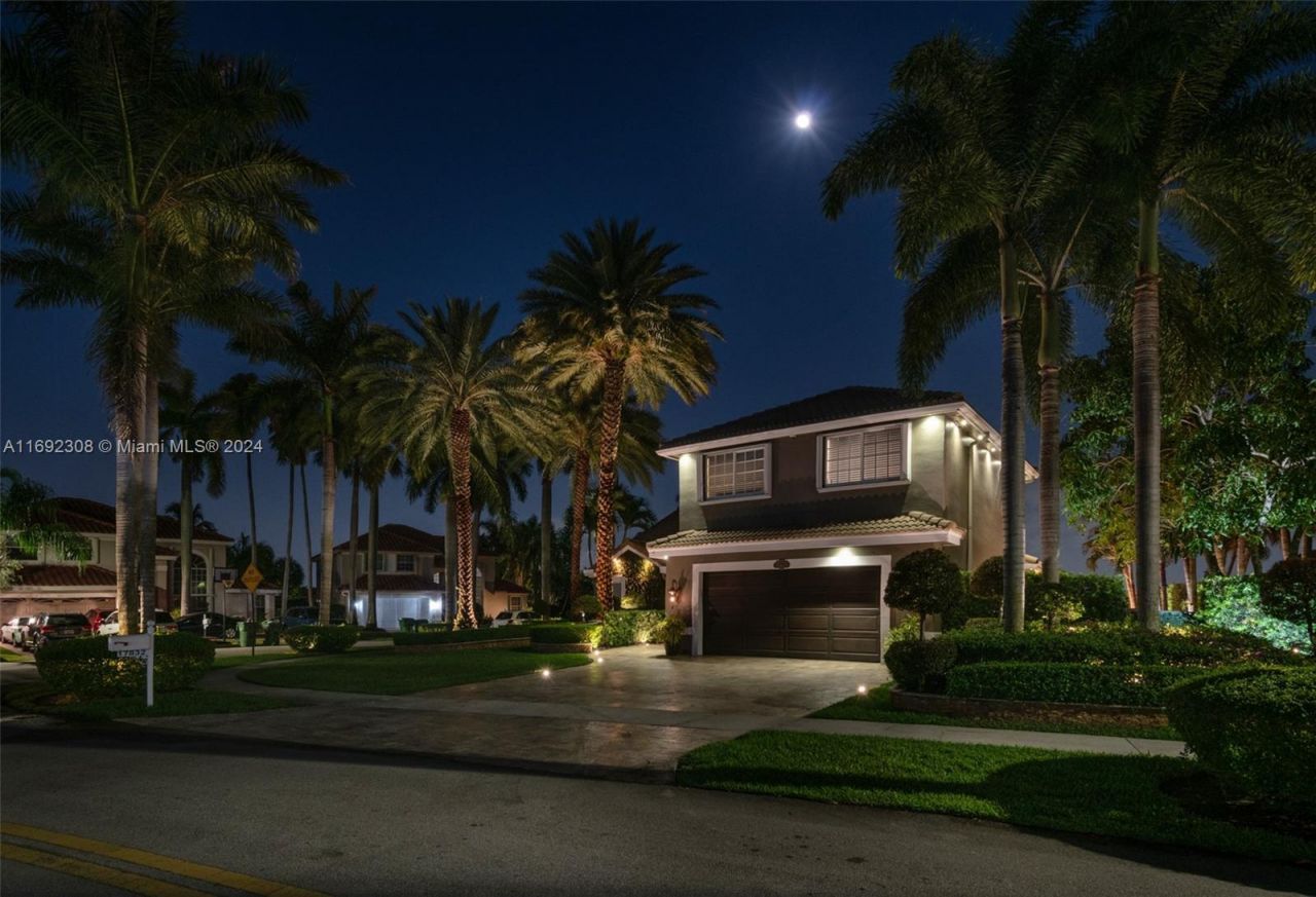 17832 NW 15th Ct, Pembroke Pines, FL 33029 Photo
