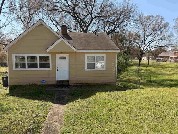 320 Richards St, Florence, AL 35630