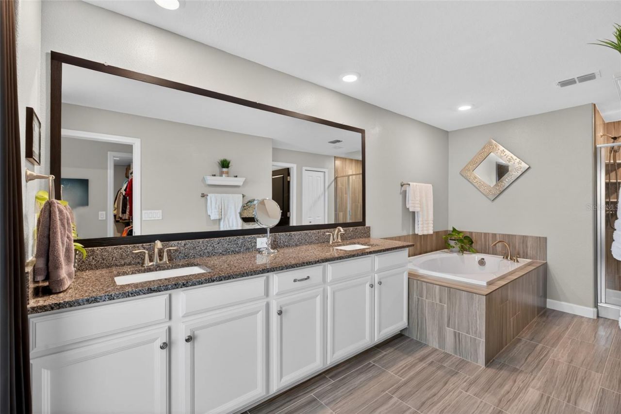 2213 Cerulean Sky Drive , Lutz, FL 33558 Photo
