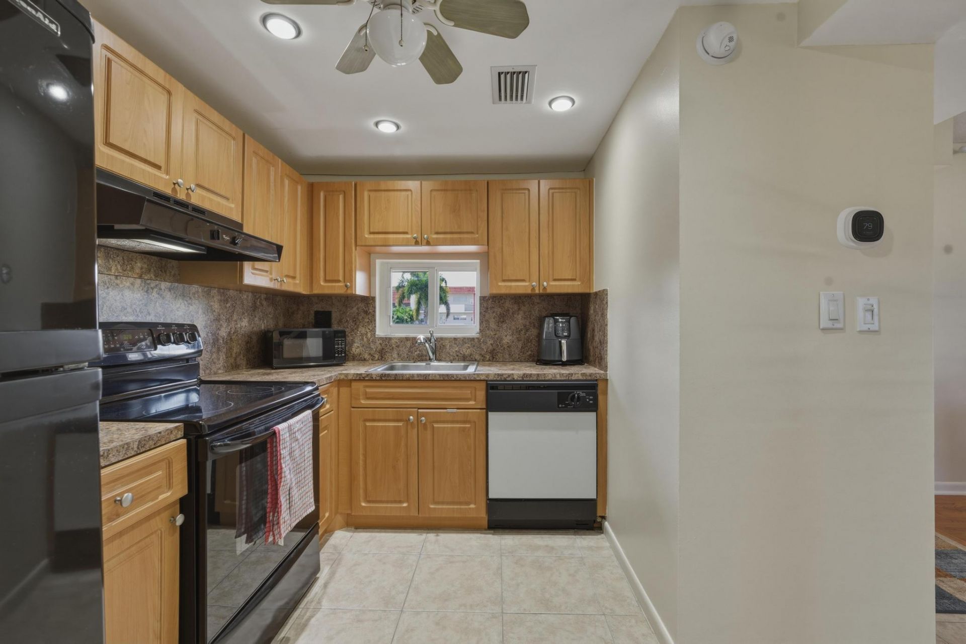 9720 S Hollybrook Lake Drive, Unit 205, Pembroke Pines, FL 33025 Photo