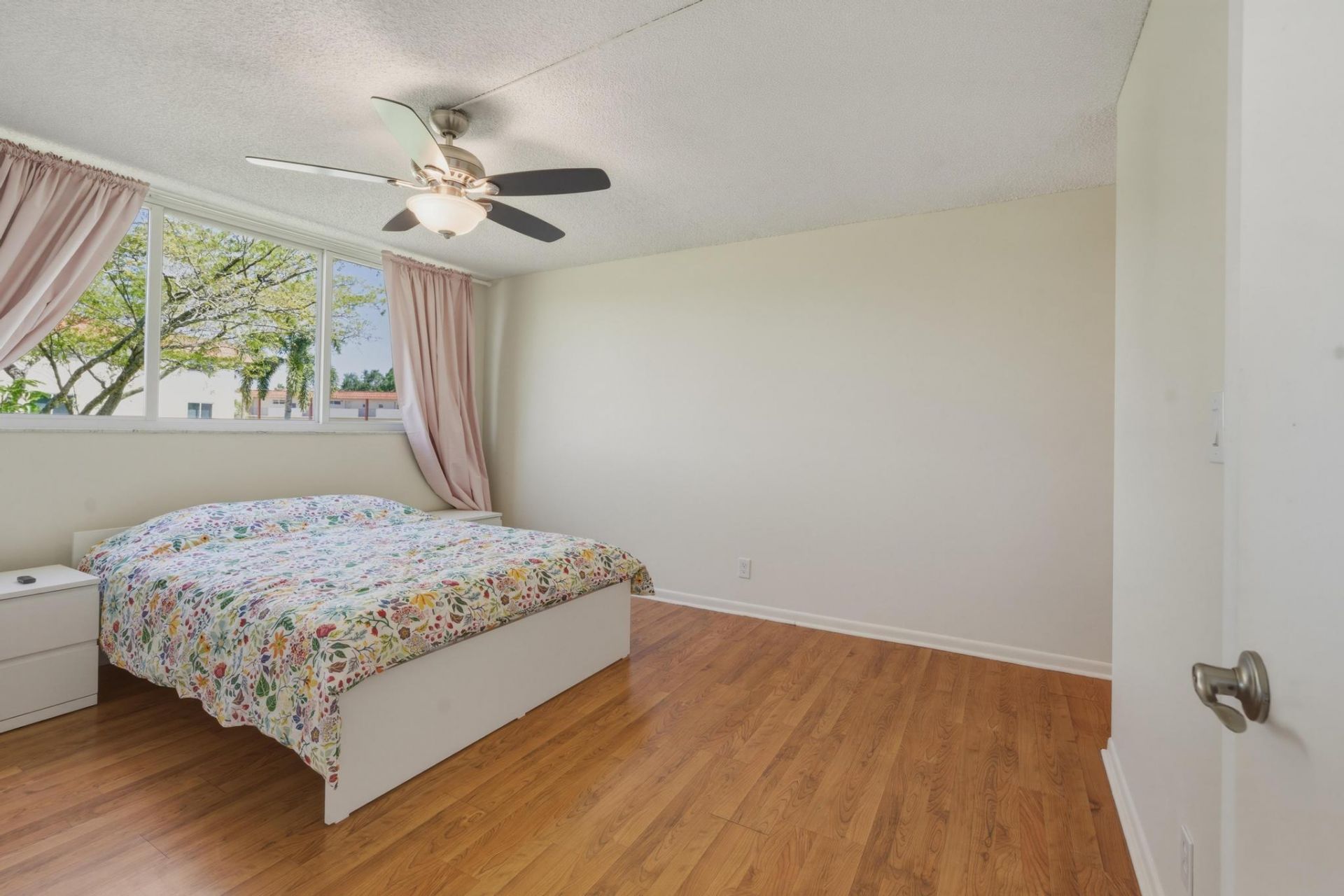 9720 S Hollybrook Lake Drive, Unit 205, Pembroke Pines, FL 33025 Photo