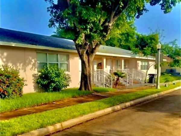701 5th Street, Unit 1, West Palm Beach, FL 33401