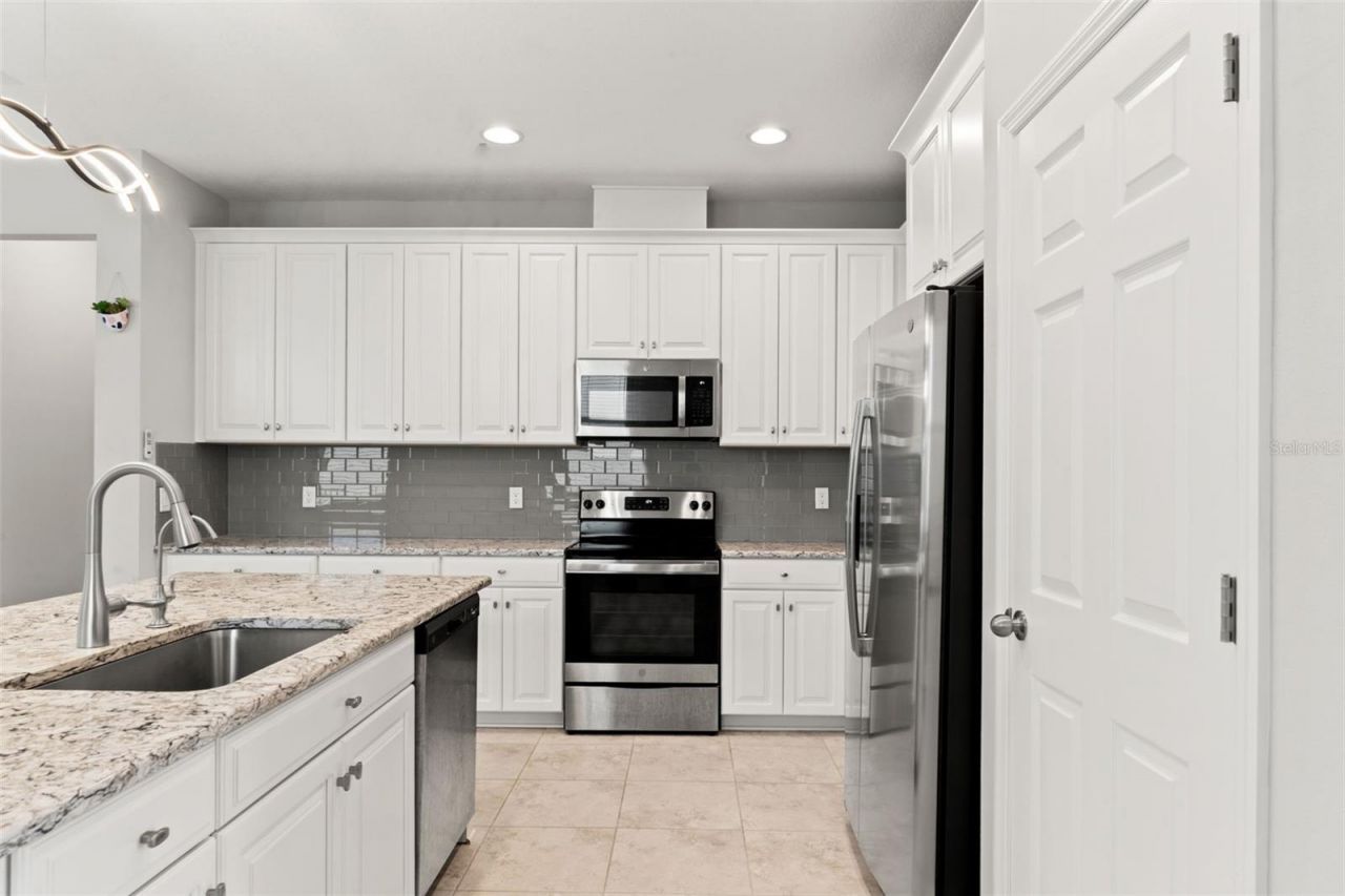 7278 Pool Compass Loop, Wesley Chapel, FL 33545 Photo
