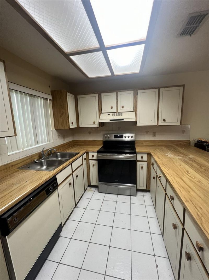 2 Seneca Path , Palm Coast, FL 32164 Photo
