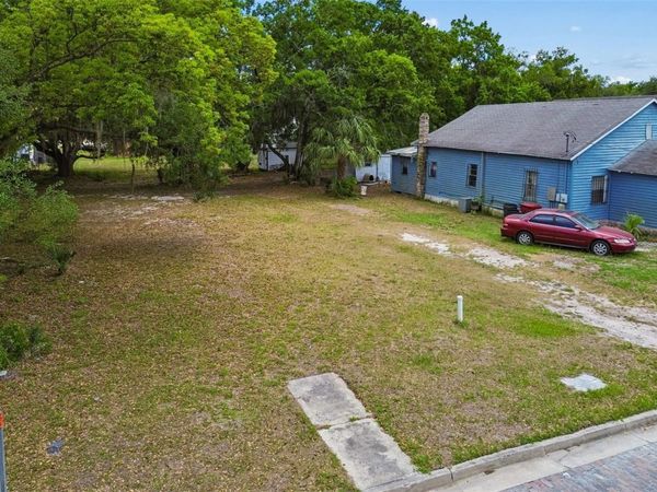 104 S WARNELL STREET , PLANT CITY, FL 33563