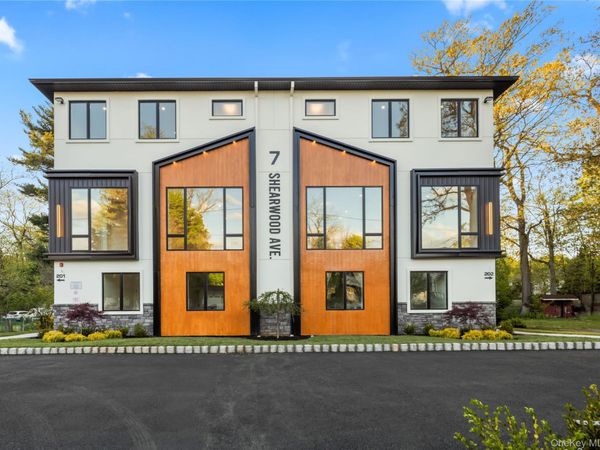 7 Sherwood Avenue, Unit 201, Spring Valley, NY 10977