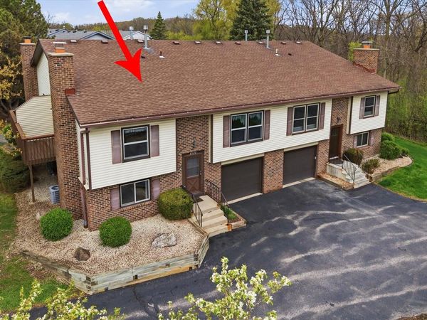 6504 Parkedge CIRCLE, Unit D, Franklin, WI 53132