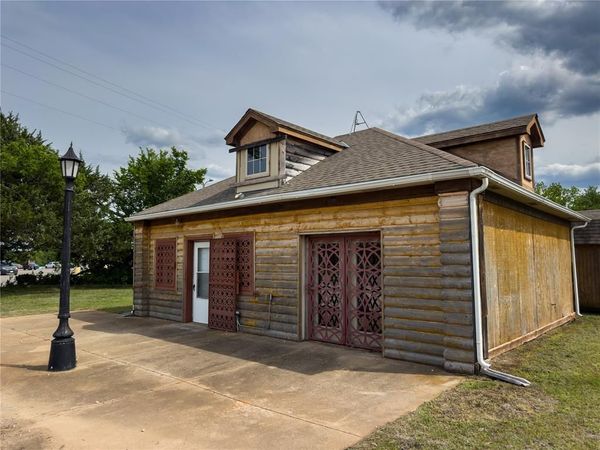 428 N Dogwood Street, Luther, OK 73054