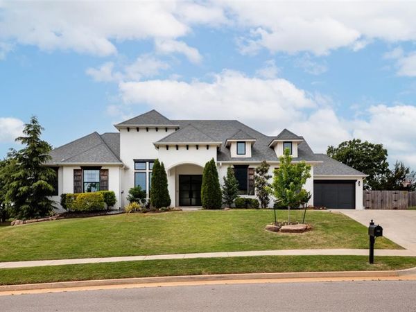 1140 Gateway Bridge Road, Edmond, OK 73034