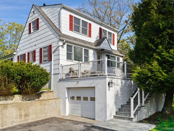 21 Varna Lane, Mahopac, NY 10541