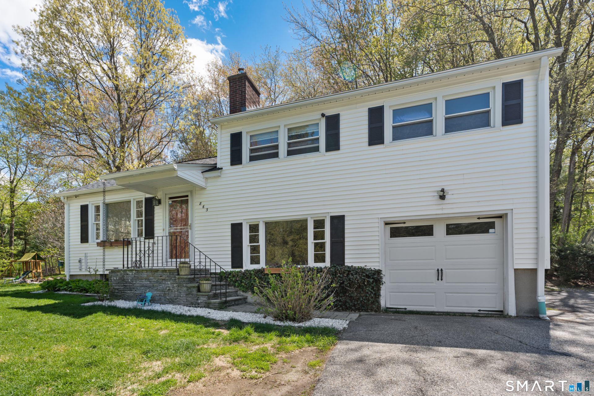 863 Whittemore, Middlebury, CT 06762 Main Photo