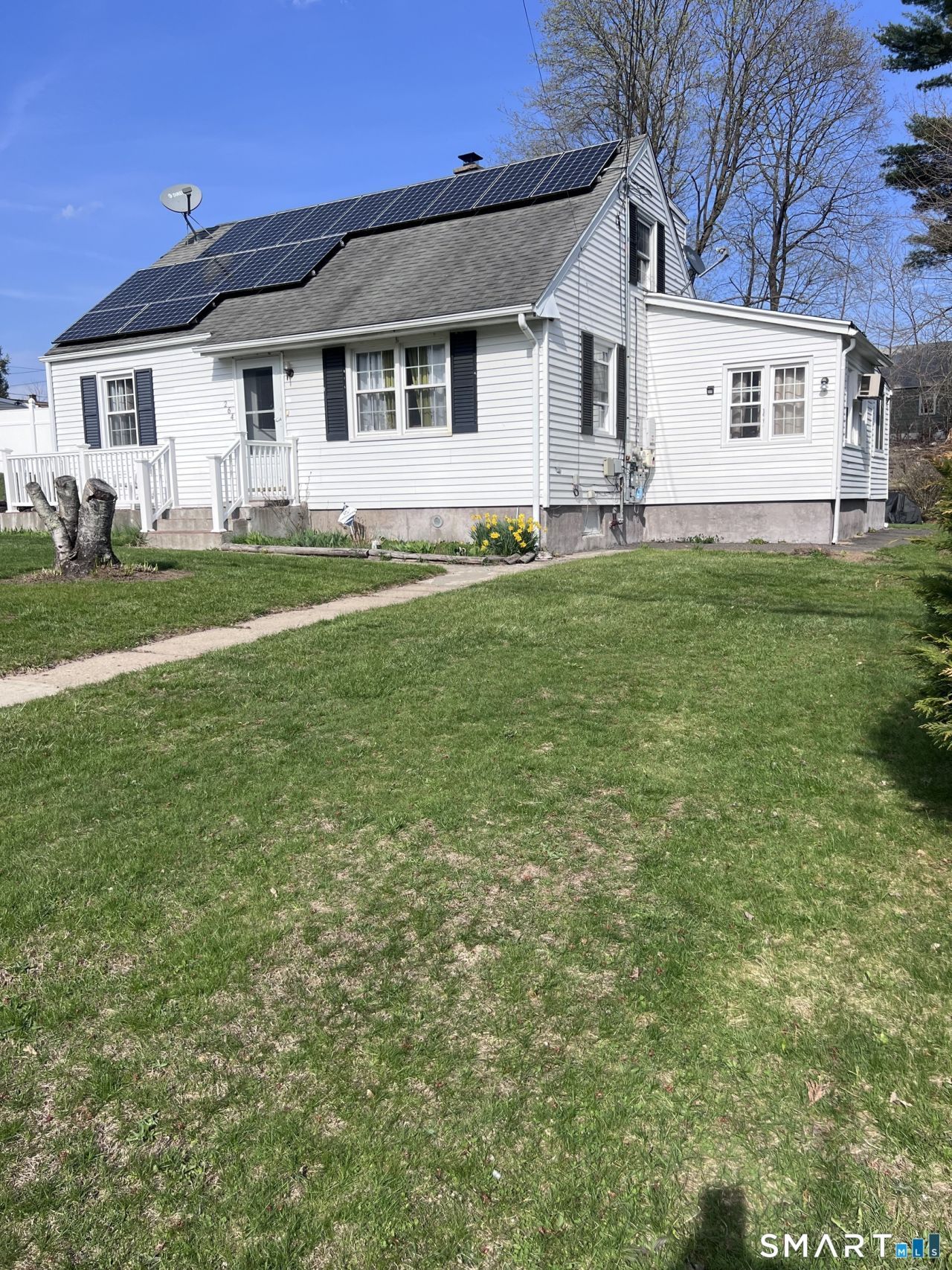 264 Chestnut Hill, Waterbury, CT 06704 Main Photo