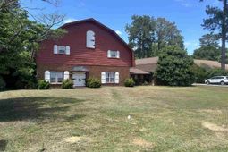 613 Arbor Dr photo 4