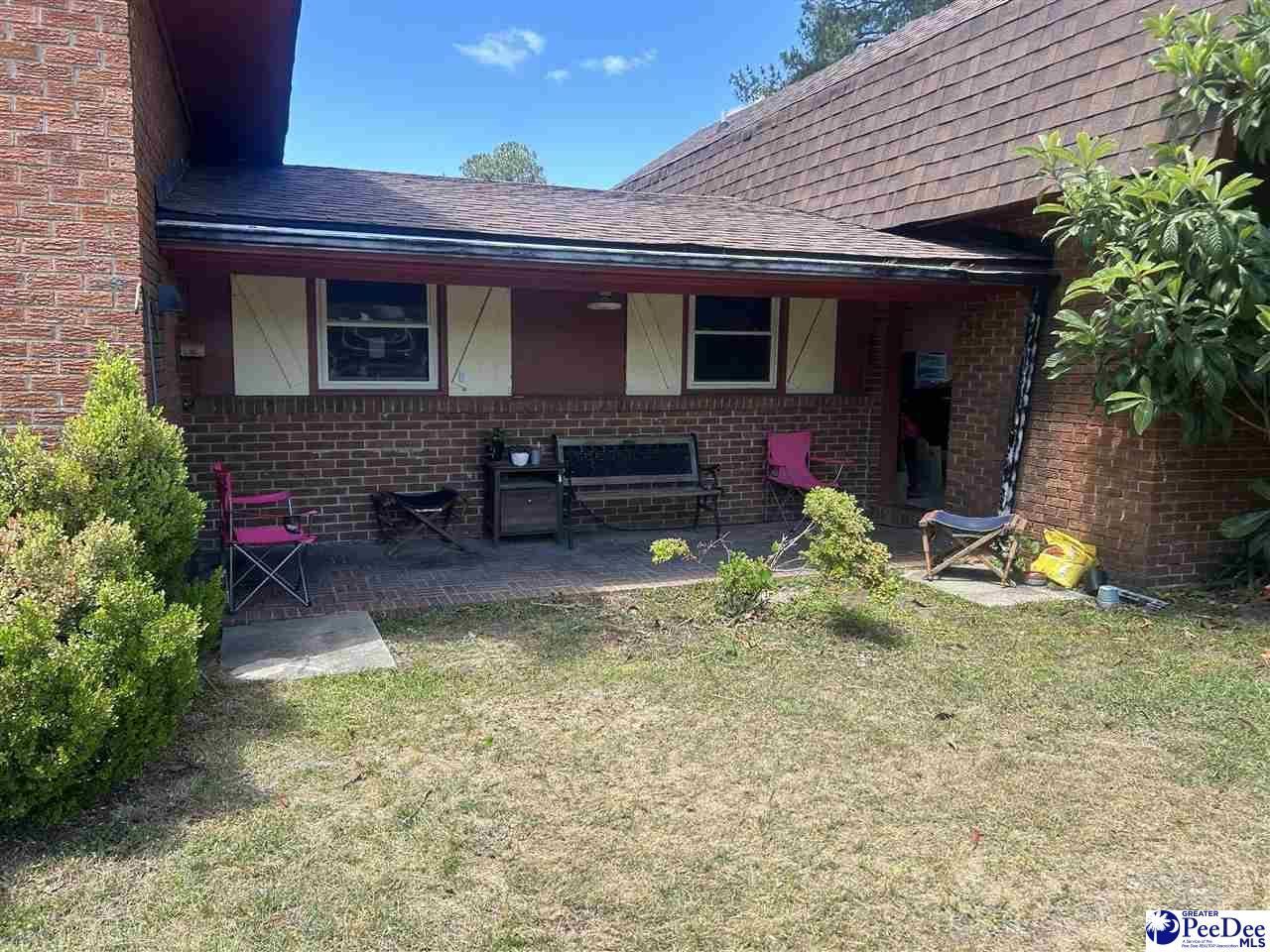 613 Arbor Dr Photo 4