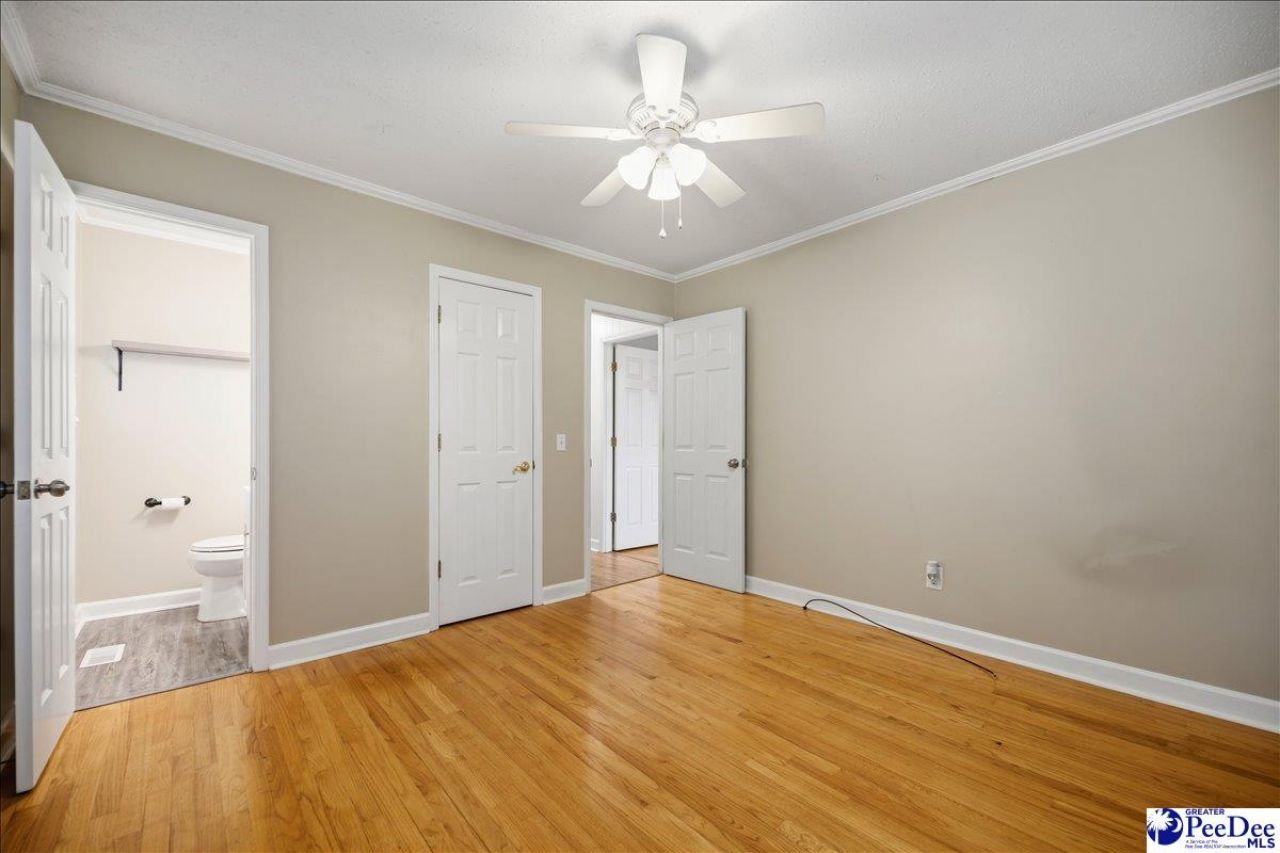 1007 Greenleaf Road Photo 15