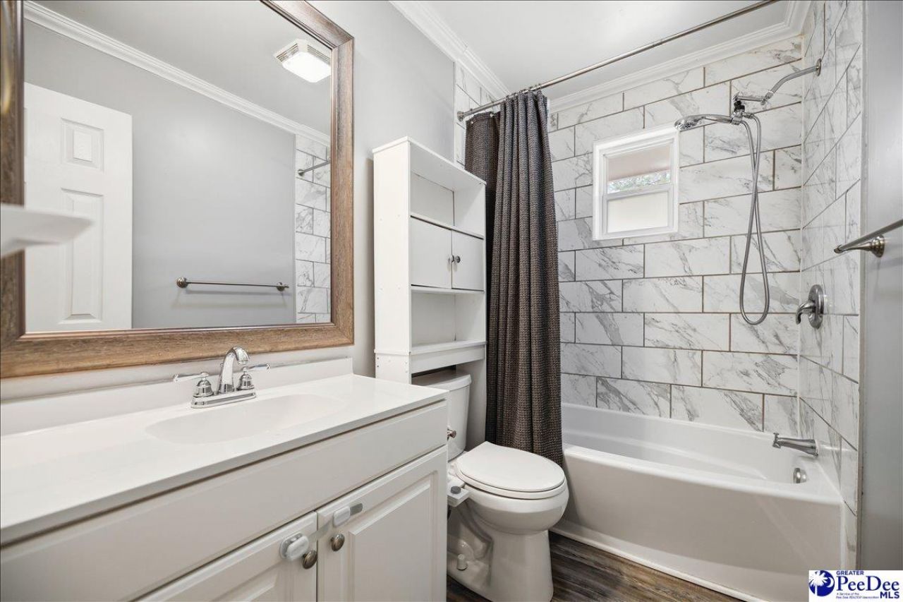 1007 Greenleaf Road Photo 18