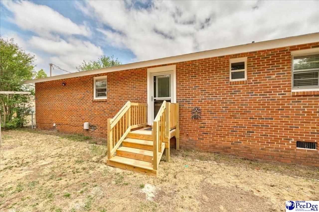 1007 Greenleaf Road Photo 20