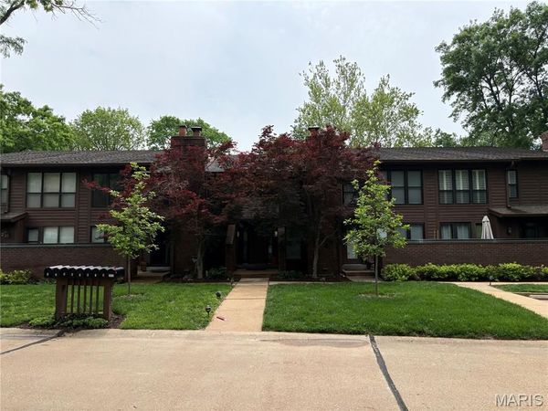 2012 Trailcrest Lane, Unit 3, St Louis, MO 63122
