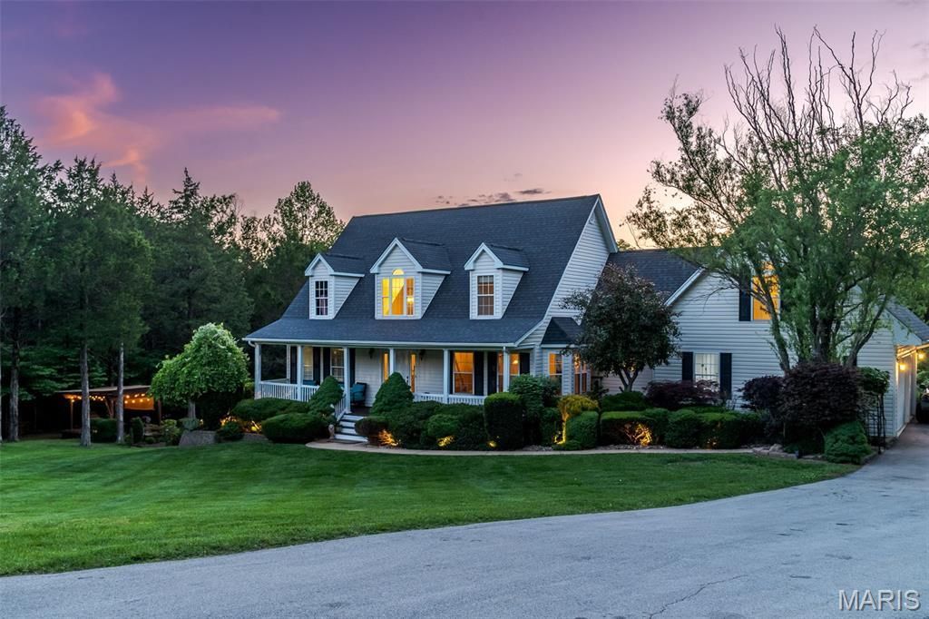 327 Hickory Spring Lane, Union, MO 63084 Main Photo