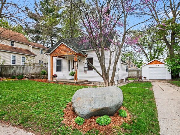 416 Marietta Street NE, Grand Rapids, MI 49505