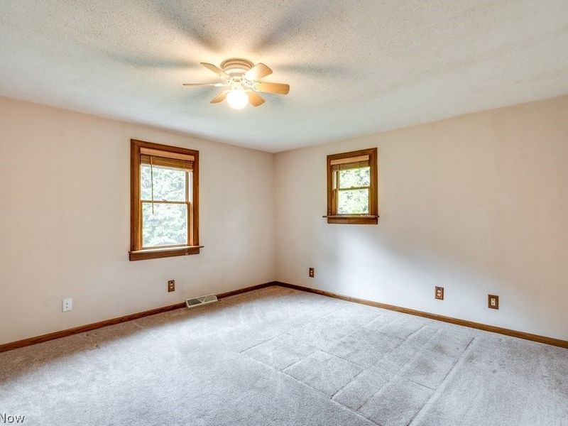 15005 Water Street NW, North Lawrence, OH 44666 Photo 13