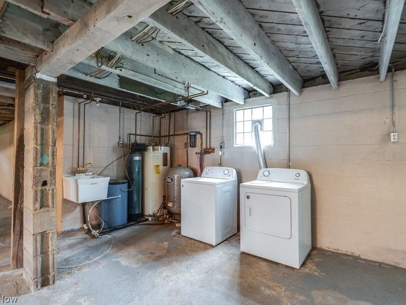 15005 Water Street NW, North Lawrence, OH 44666 Photo 28