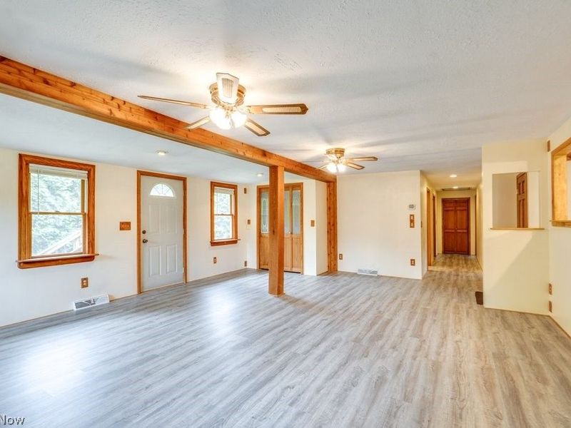15005 Water Street NW, North Lawrence, OH 44666 Photo 5