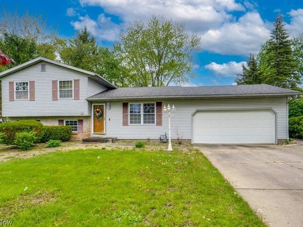 3277 Longwood Drive , Norton, OH 44203