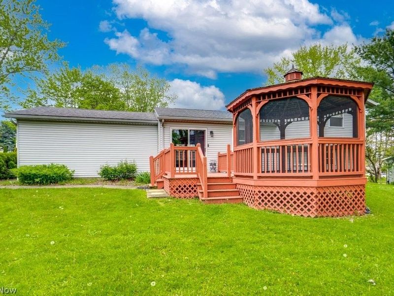 3277 Longwood Drive , Norton, OH 44203 Photo 3