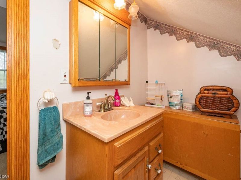 2230 Barclay Messerly Road, Southington, OH 44470 Photo 11