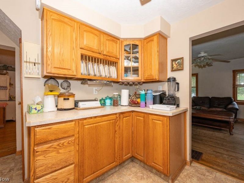 2230 Barclay Messerly Road, Southington, OH 44470 Photo 18
