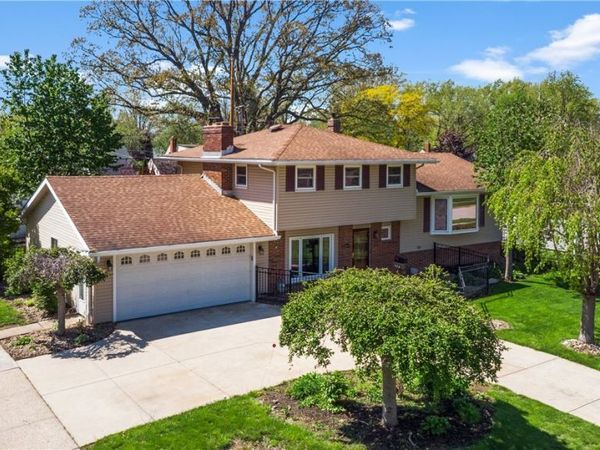 178 Beachwood Avenue , Avon Lake, OH 44012