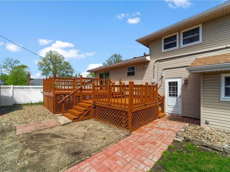 178 Beachwood Avenue , Avon Lake, OH 44012 Photo 39