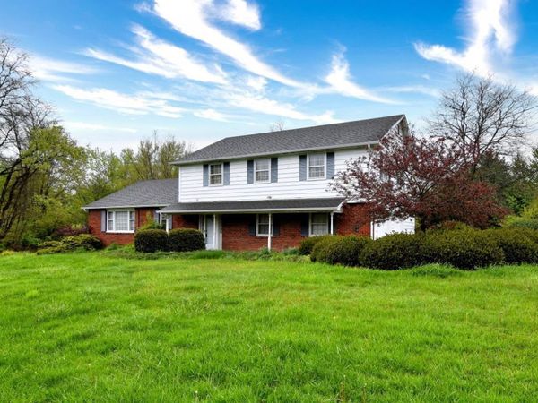 8262 Music Street , Chagrin Falls, OH 44022