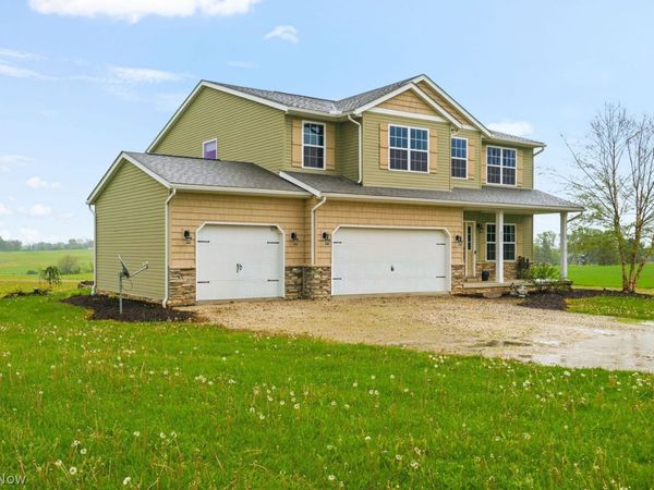 3204 Parks Avenue , Louisville, OH 44641