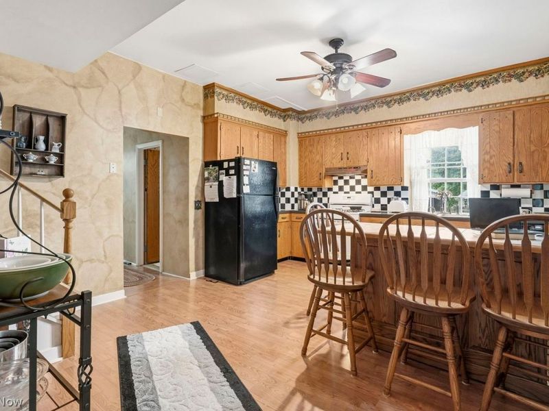 8949 Louisville Street NE, Louisville, OH 44641 Photo 12