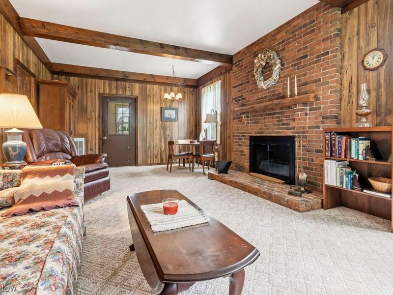 8949 Louisville Street NE, Louisville, OH 44641 Photo 18